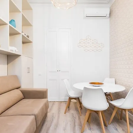 아파트 Canela Homes Marina *