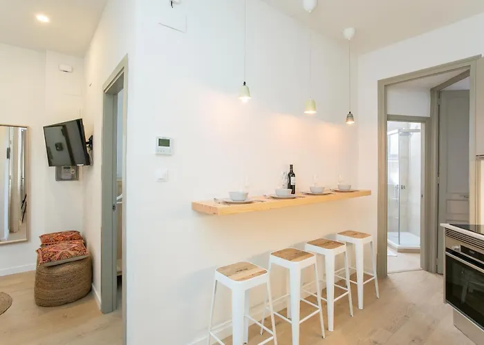 Canela Homes Marina