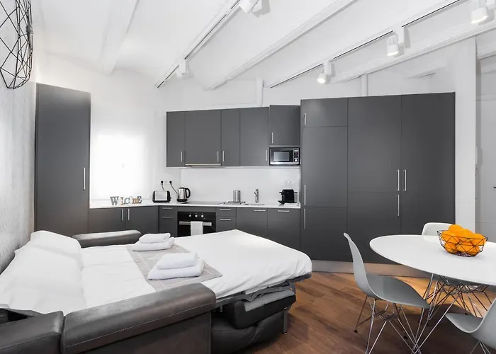 Canela Homes Marina