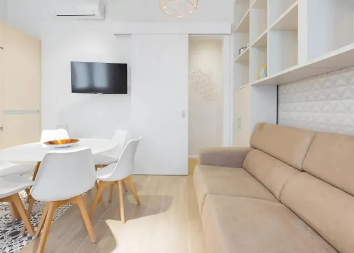 아파트 Canela Homes Marina *