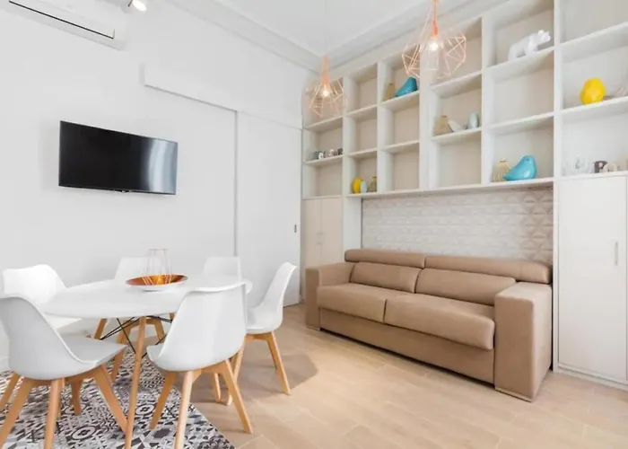 아파트 Canela Homes Marina *
